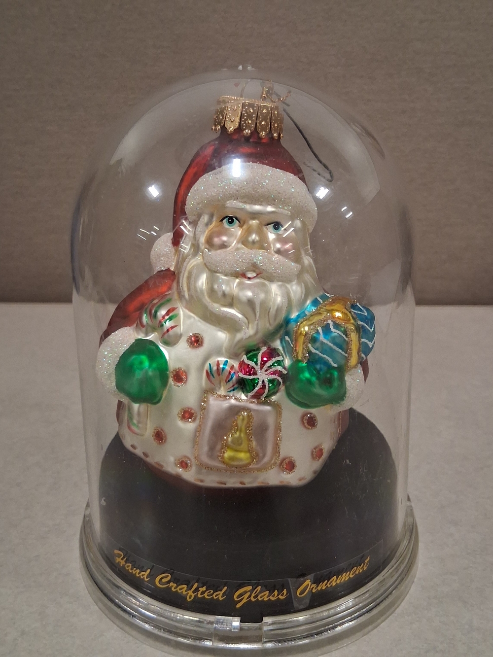 Unique Treasures Collection Hand-Crafted Glass Santa Ornament